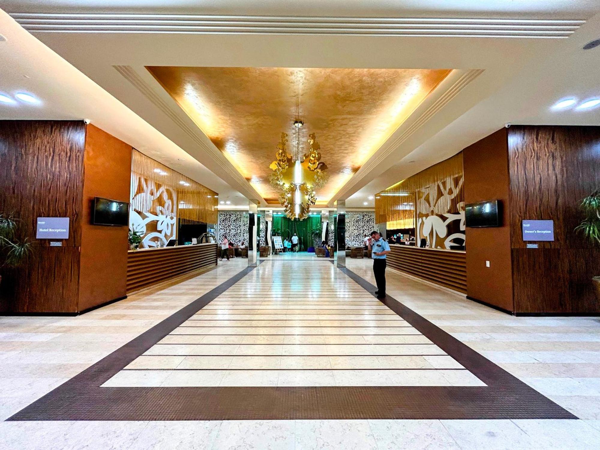 Royal Beach Premium Солнечный берег Экстерьер фото